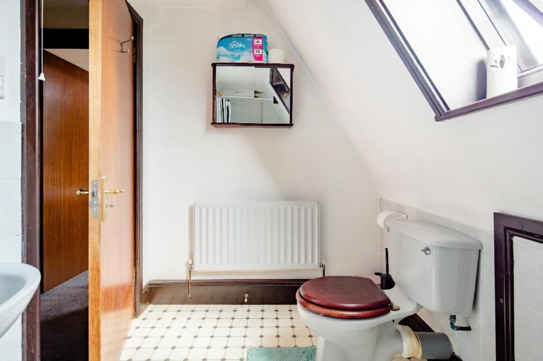 Double Room 2 Mins From Station Belvedere Экстерьер фото